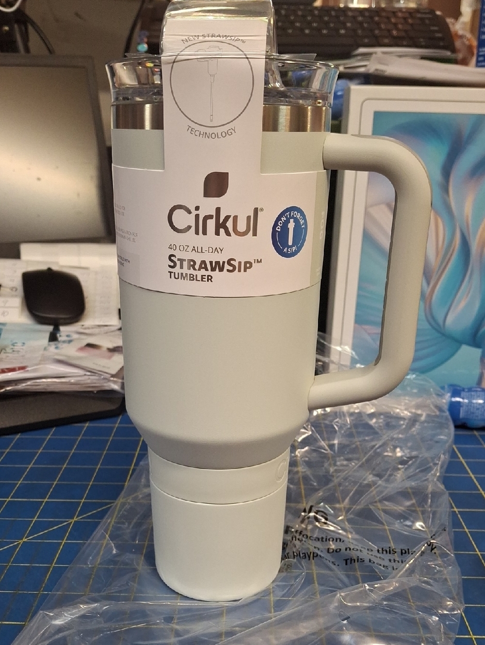 Cirkul 40 oz All-Day StrawSip Tumbler Fog (Light Gray) NWT